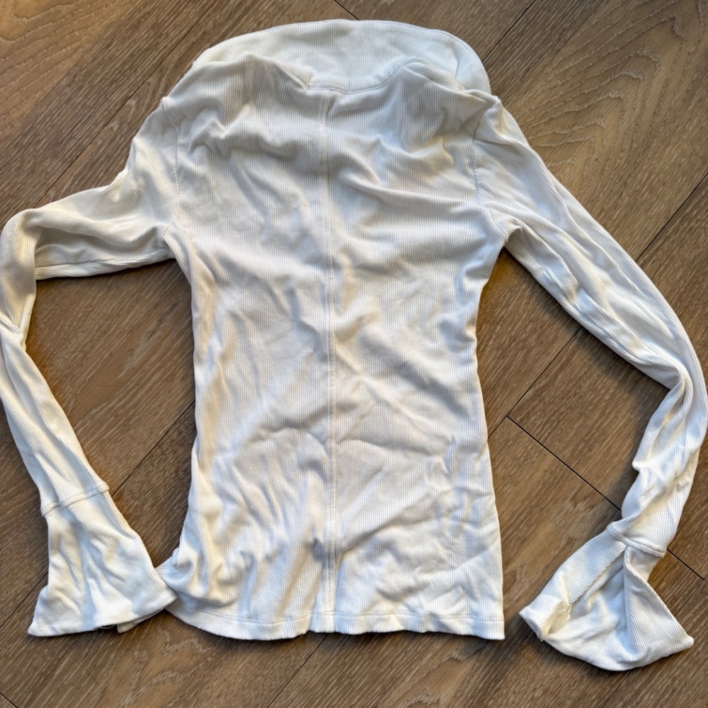 Dynamite - partial button up top - Picture 3 of 3